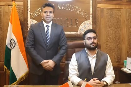 Akshay Labroo Takes Charge as Deputy Commissioner of Srinagar