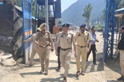 M.Suleman Choudhary-IPS, IGP Traffic, J&K, conducted an extensive visit to South Kashmir to take stock of traffic arrangements for the upcoming Amarnath Yatra 2025.