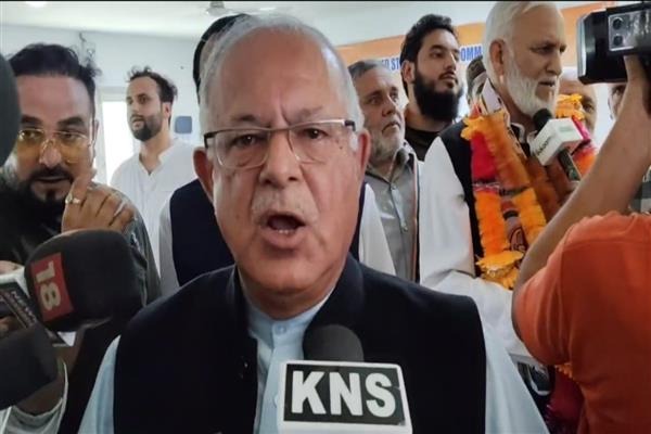 Jammu and Kashmir Pradesh Congress Committee President and MLA Shaltang, Tariq Hamid Karra, on Friday said that the rejoining of former ministers Taj Mohiuddin and Ghulam Mohammad Saroori will strengthen Congress both internally and externally. Many individuals who have either left Congress or joined other parties are still in touch with us.