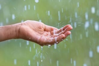 Intermittent Showers, Thunderstorms Forecast in J&K Till June 20: MET Dept