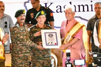 The “Kashur Riwaaj 2025” Cultural Festival, held in Baramulla, celebrated Kashmir’s rich heritage with record-breaking participation from the youth. The event was organised by the Indian Army’s Chinar Corps in collaboration with the District Administration of Baramulla.
