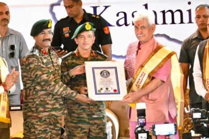 The “Kashur Riwaaj 2025” Cultural Festival, held in Baramulla, celebrated Kashmir’s rich heritage with record-breaking participation from the youth. The event was organised by the Indian Army’s Chinar Corps in collaboration with the District Administration of Baramulla.
