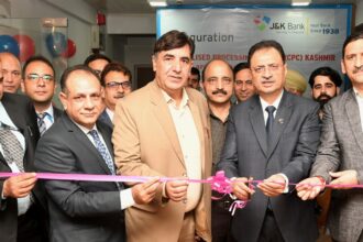 As part of its strategic initiative to set up a network of centres for enhancing customer convenience and service excellence across operational geographies, J&K Bank today commissioned its second Centralised Processing Centre (CPC) for medium and large corporates at Zero Bridge, Srinagar in Kashmir. These centres are being established for accelerating turnaround times (TAT) to ensure faster, more efficient and standardised service delivery for customers.