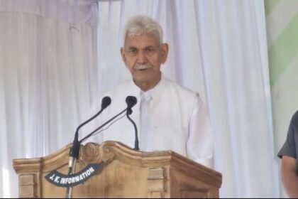 People must take responsibility to keep water bodies clean: LG Sinha