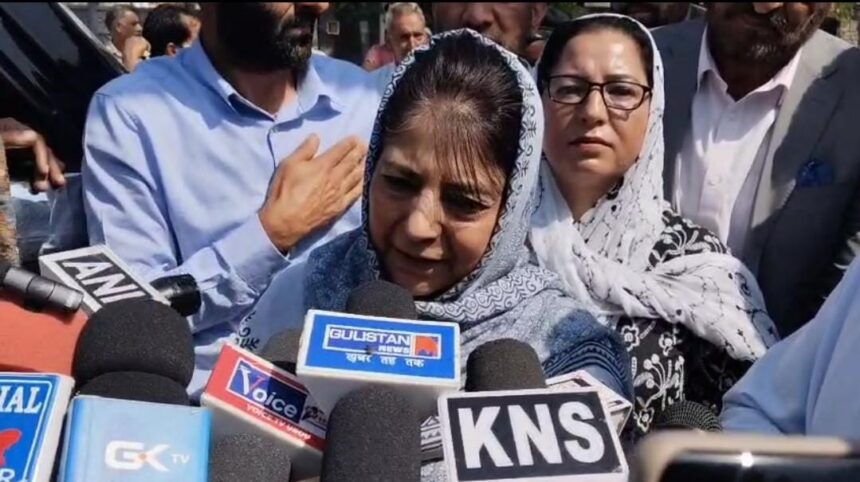 Mehbooba Mufti Visits Chattabal Ground, Opposes Any Construction Plan