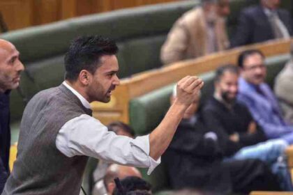 Waheed Parra urges Speaker to reconsider dropped Waqf resolution