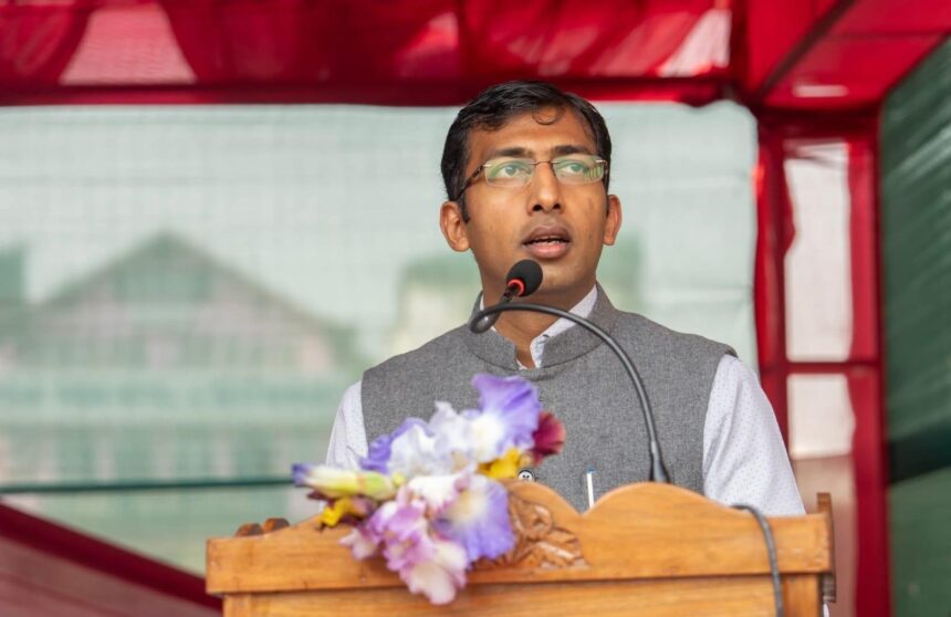 Kashmir fully prepared for winter: Div com kashmir on Power supply readiness