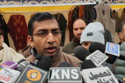 Administration ready for snowfall, tourism expected to rise during winter: Div Com Kashmir
