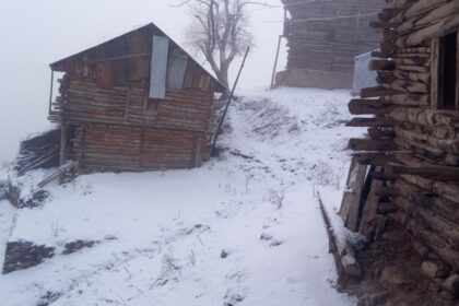 Valley’s higher reaches get fresh snowfall