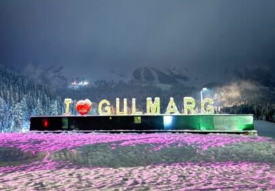 After recent snowfall, Gulmarg sees uptick in tourism activity