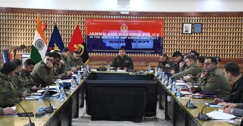 IGP Kashmir Chairs Annual Crime Review Meeting