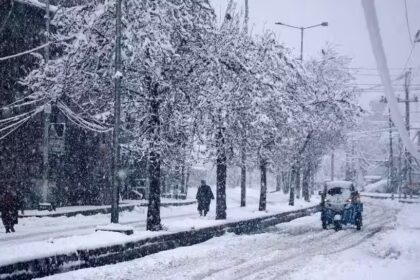 Light to moderate snow likely in Kashmir as western disturbance approaches