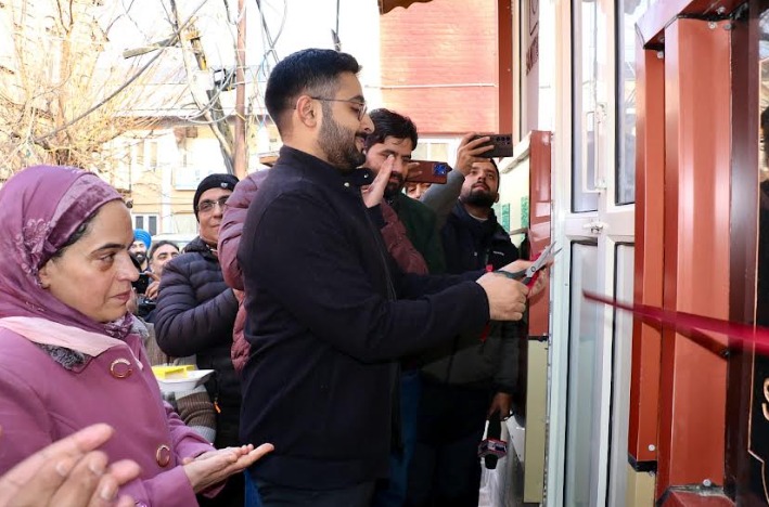 DC Srinagar inaugurates Public Toilet complex at DC Office