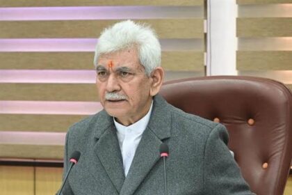 Recommit To Teachings Of Equality, Compassion : LG Sinha On Guru Jayanti