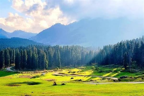 Doodhpathri, Tosamaidan, Yousmarg Closed Since Last Spring Due to Security Reasons : Govt.
