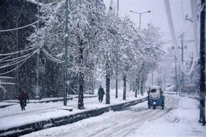 Weak western disturbances likely to bring light rain, snow