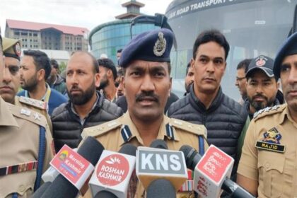 First day of Hajj departures: SSP Srinagar prays for safe journey of pilgrims