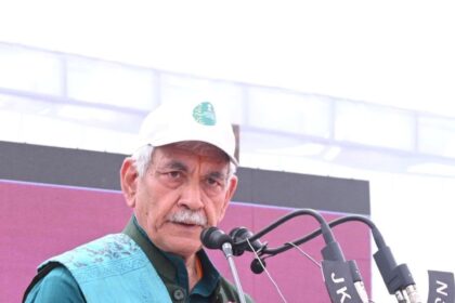 LG joins Udhampur Padyatra, calls drug menace a ‘shared war’